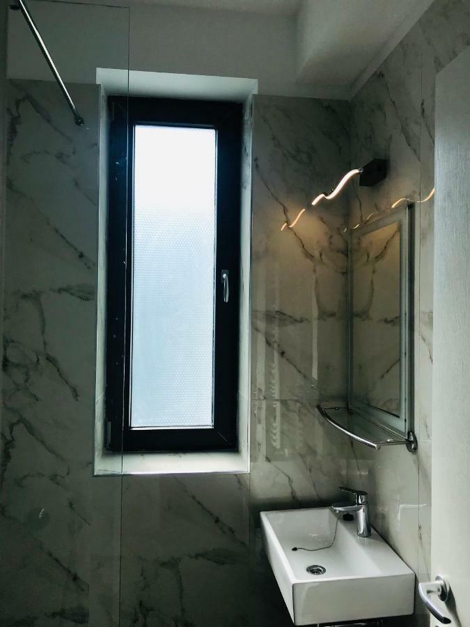 Studio For 2 In Mamaia Summerland Apartment Exterior photo